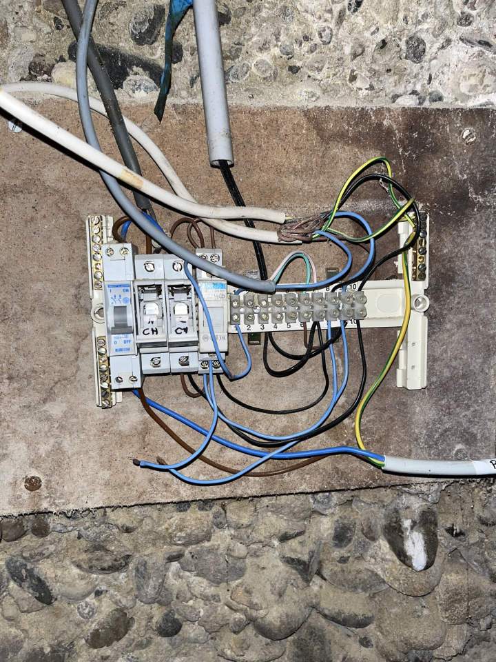 remise aux normes tableau électrique avant